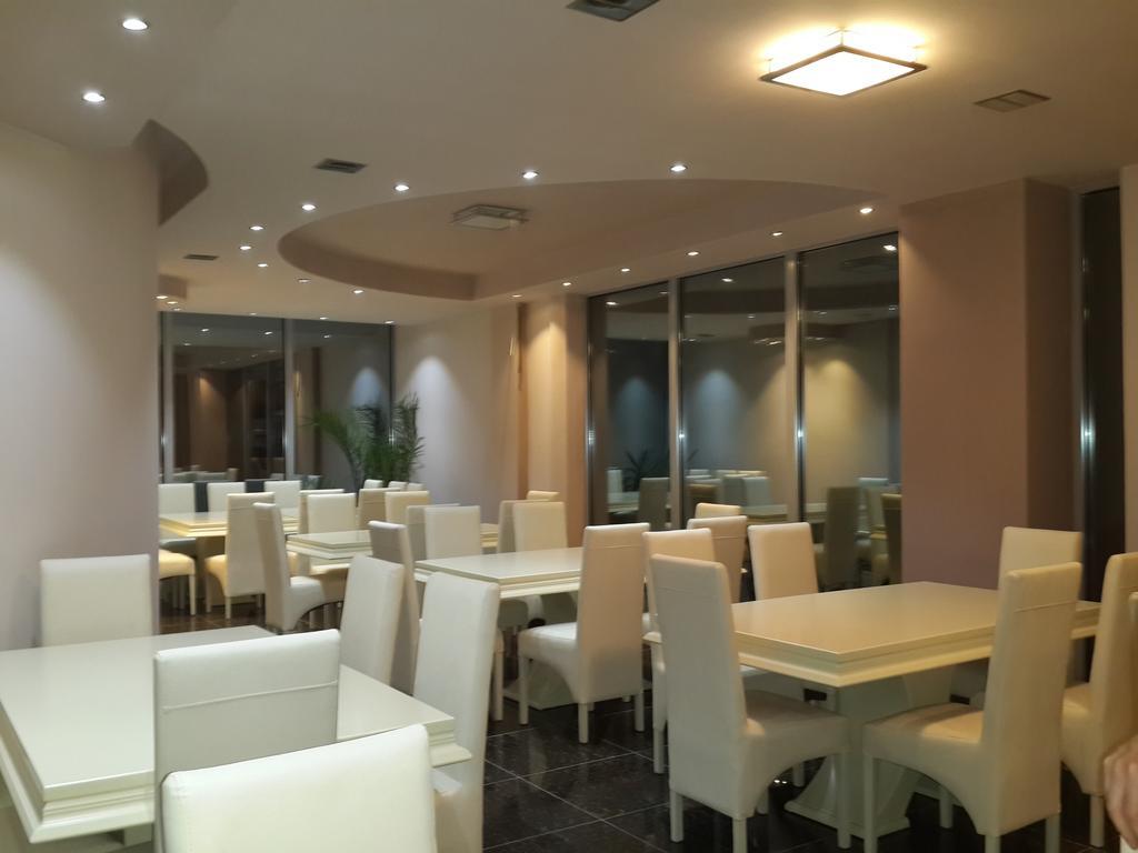 Hotel Konstantin Laplje Selo Εξωτερικό φωτογραφία