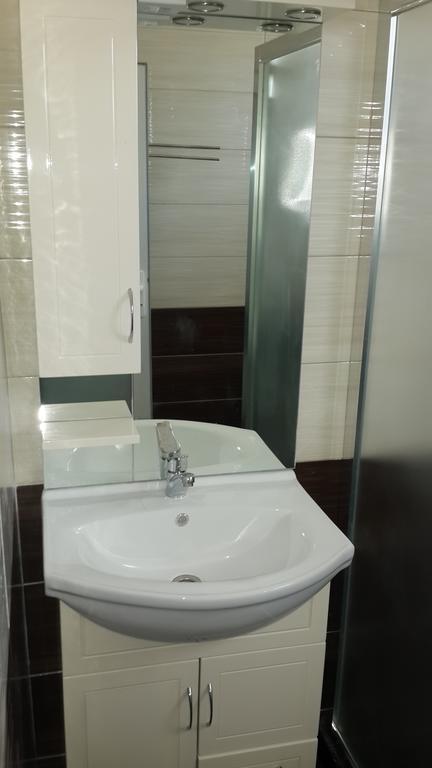 Hotel Konstantin Laplje Selo Δωμάτιο φωτογραφία