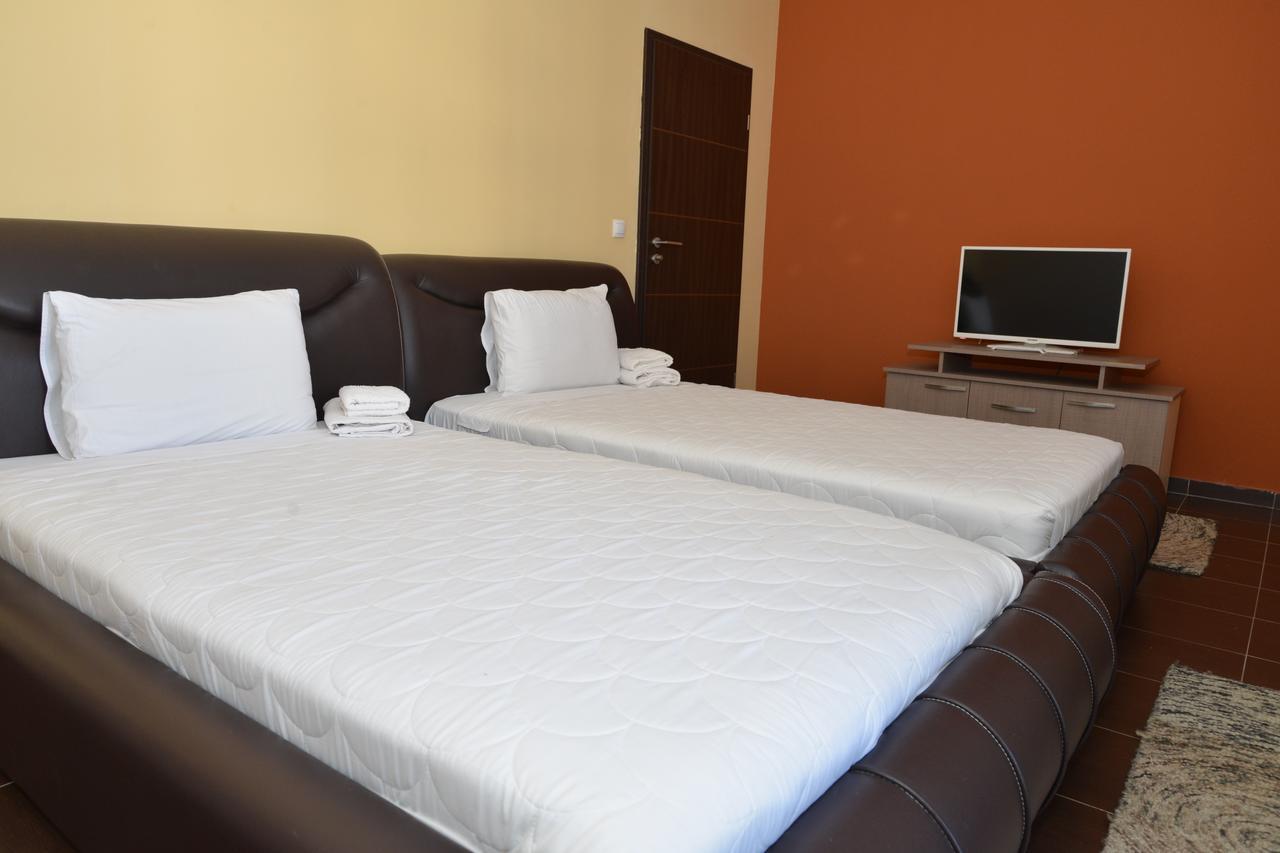 Hotel Konstantin Laplje Selo Εξωτερικό φωτογραφία